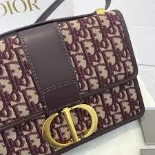 30 Montaigne Dior Oblique Flap Bag Burgundy