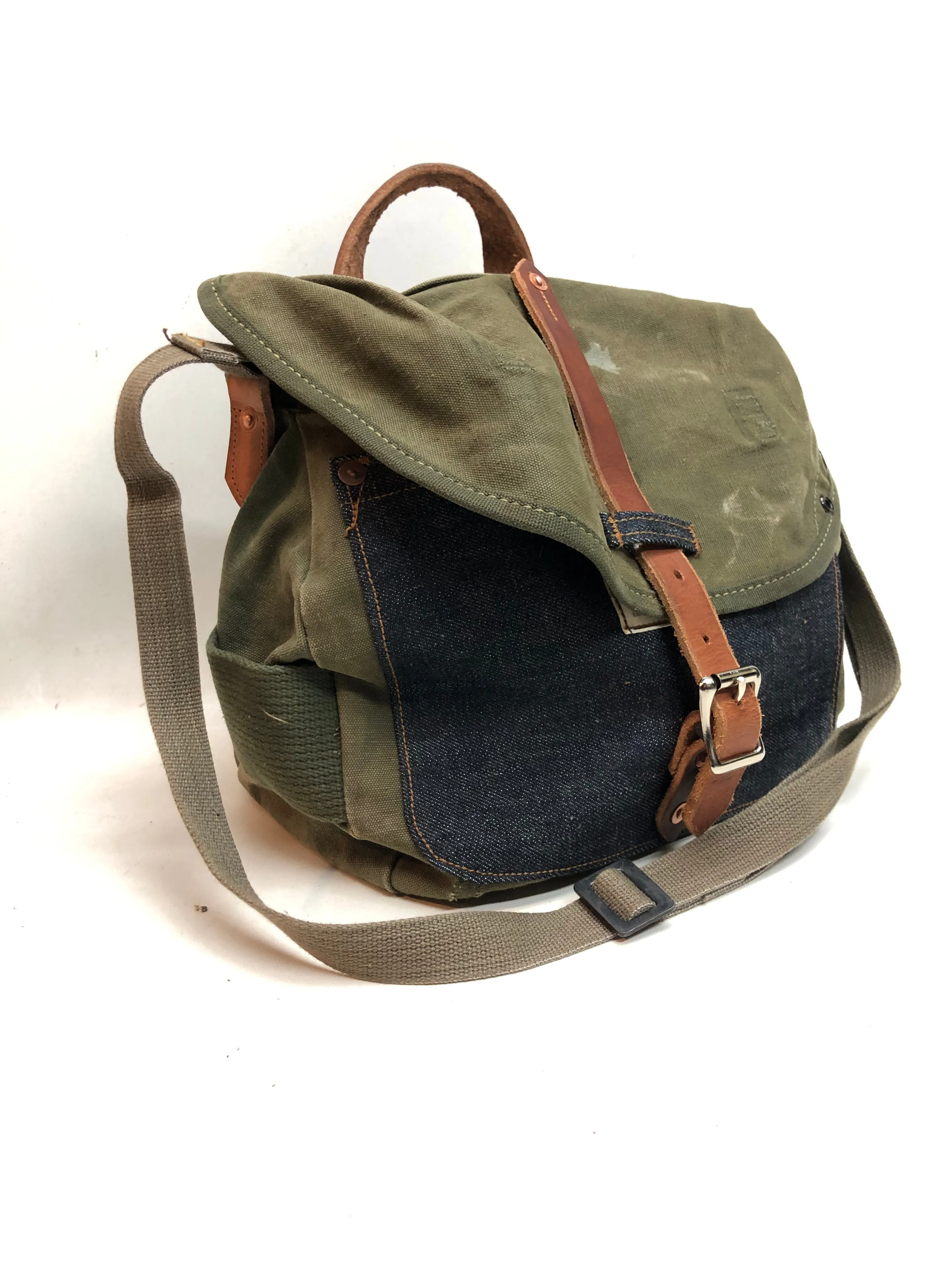 685 / small shoulder bag