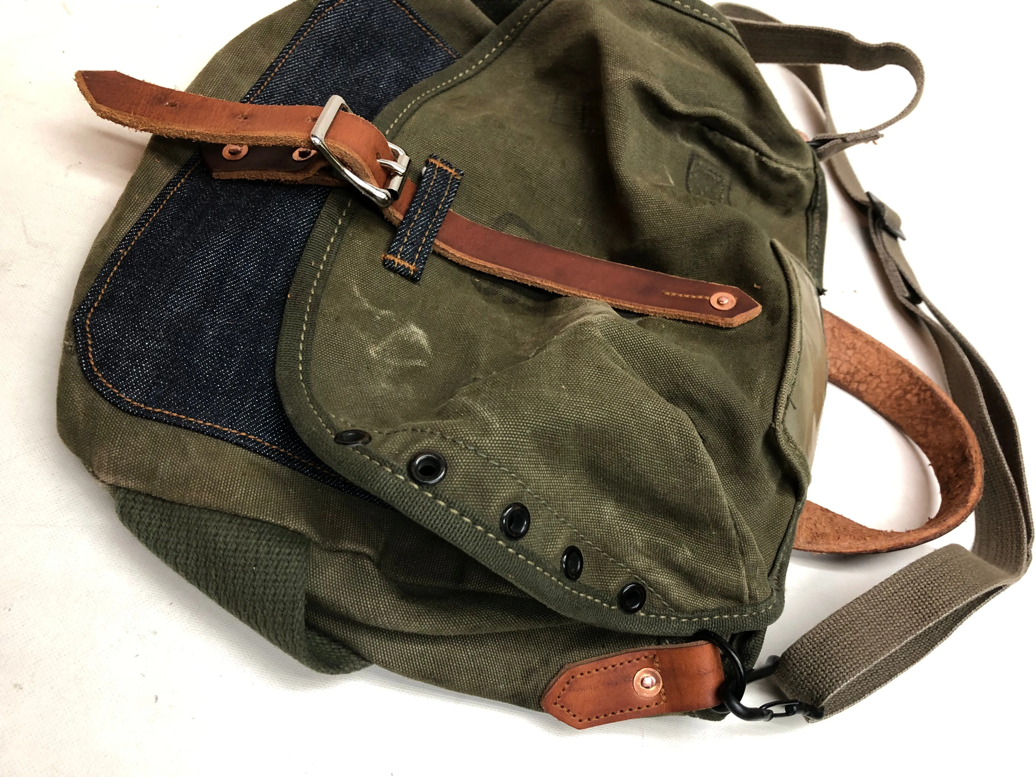 685 / small shoulder bag