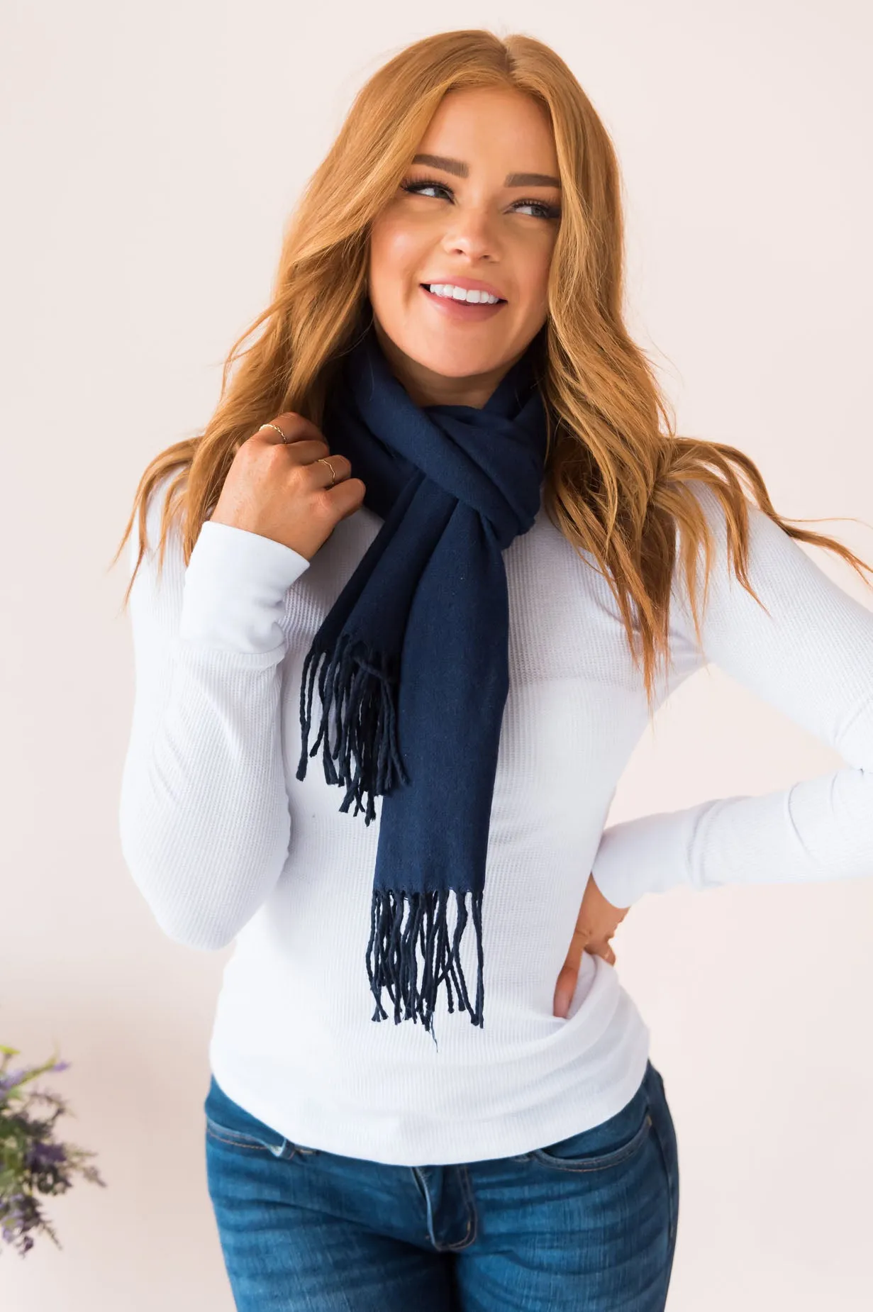 Cozy & Stylish Fringed Edge Scarf