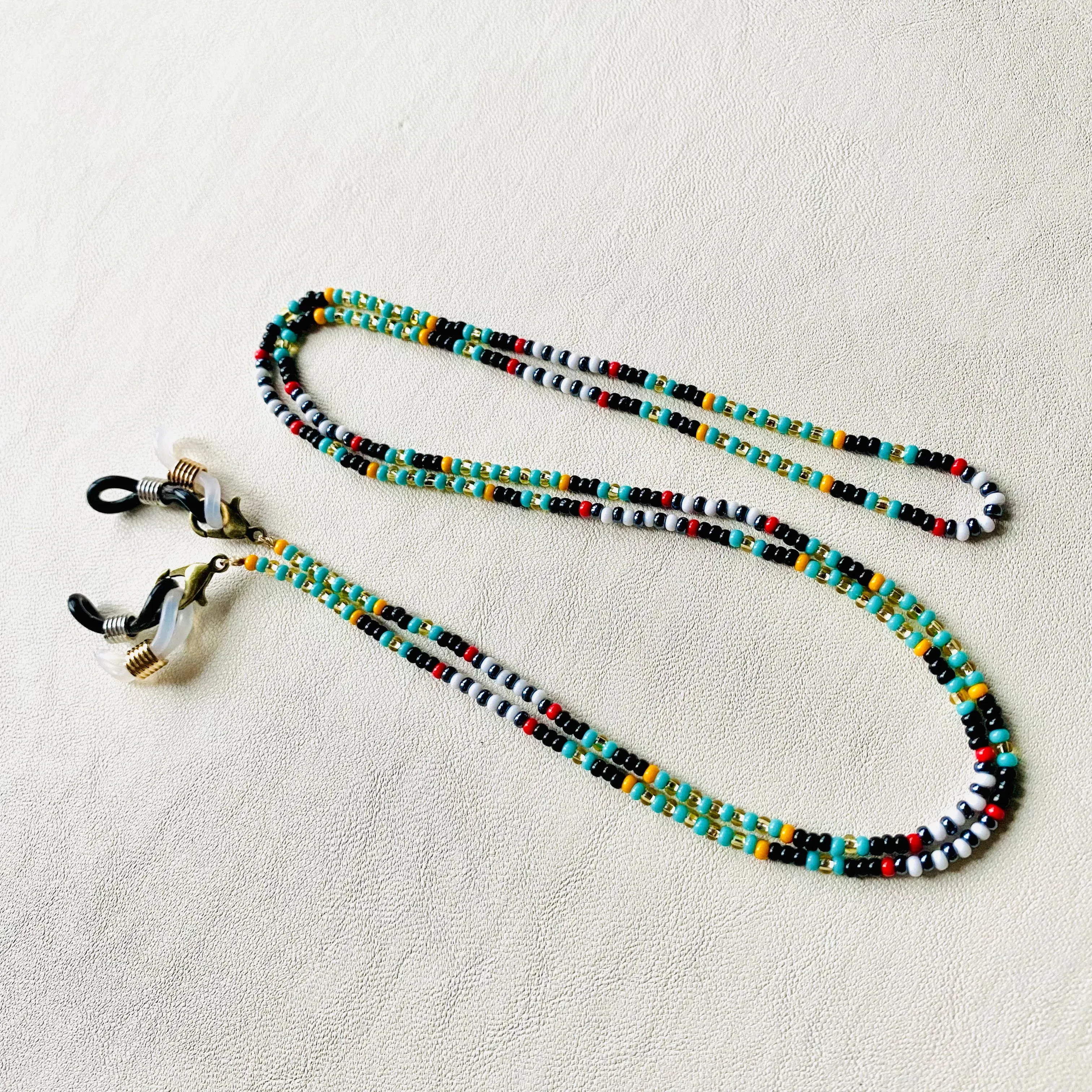 Dainty Colorful Seed Bead Glasses Chain, Cute Beaded Lanyard, Boho Eyeglass Chain, Hippie Mask Chain, Airpod chain, Bohemian Glasses Strap