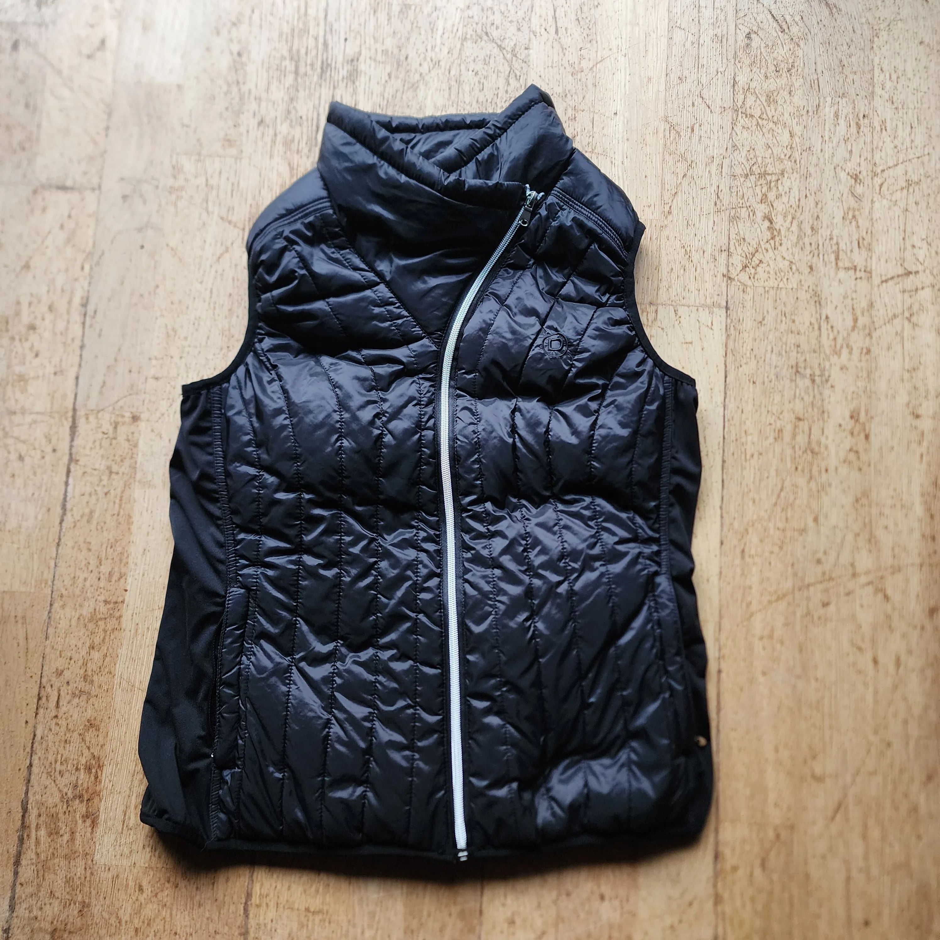 Dublin lightweight puffer vest, black, ladies 6 to 10, pre-loved