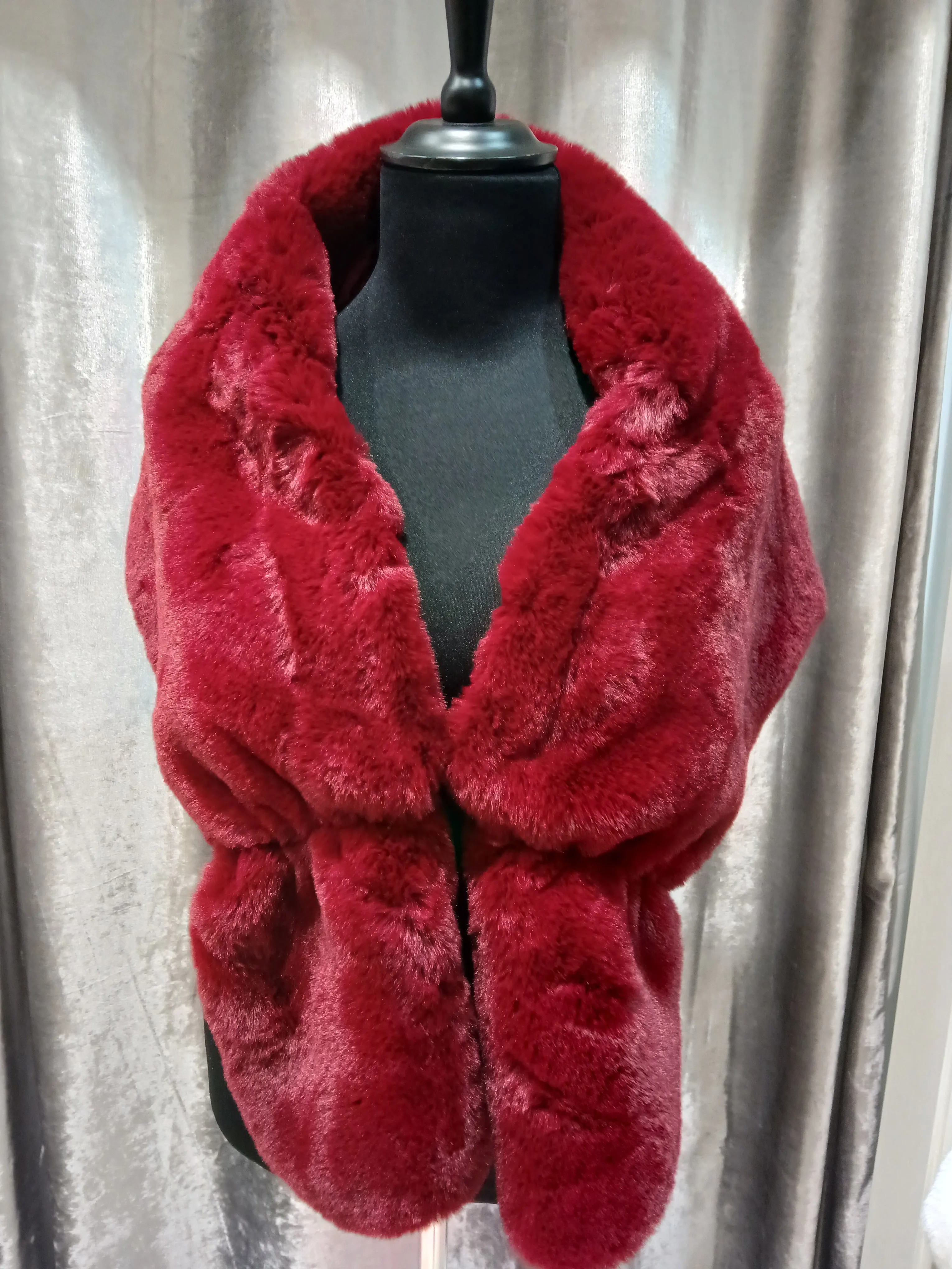 Faux fur wrap/stoles