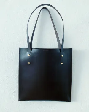 Leather tote: HEBERT kvadrat (black)