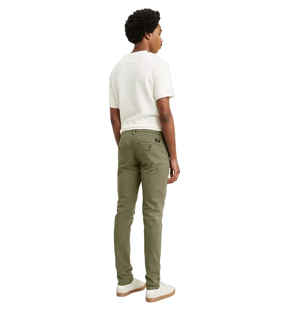 Levi's pantalone casual da uomo 
Khalid per Levi’s XX Chino 171990001 verde oliva