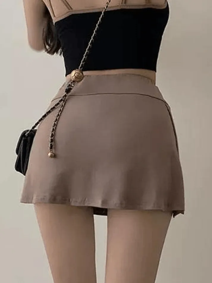 Lined Detail Graceful Split Mini Skirt