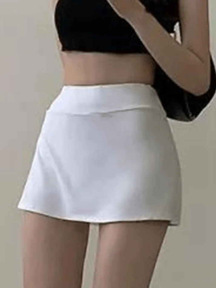 Lined Detail Graceful Split Mini Skirt