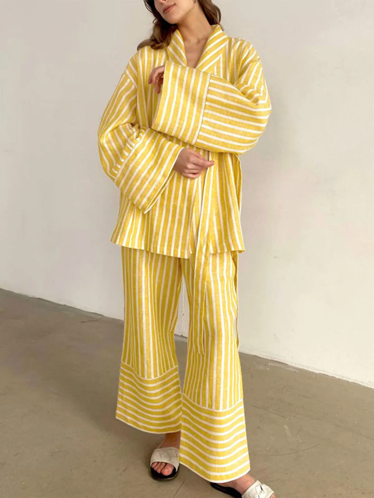 Oversized Knotted Graceful Striped Pants Set