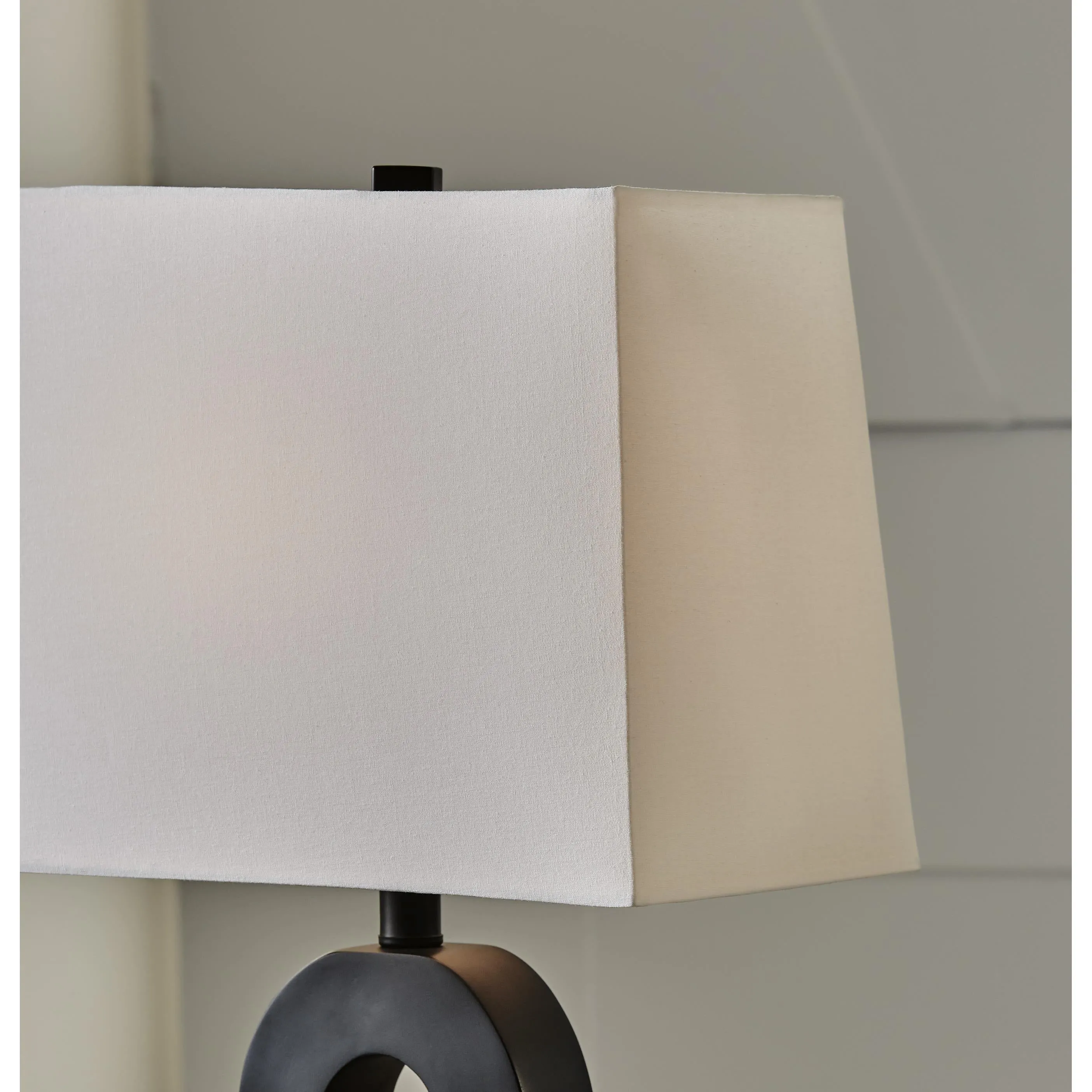 Signature Design by Ashley Markellton Table Lamp L243344