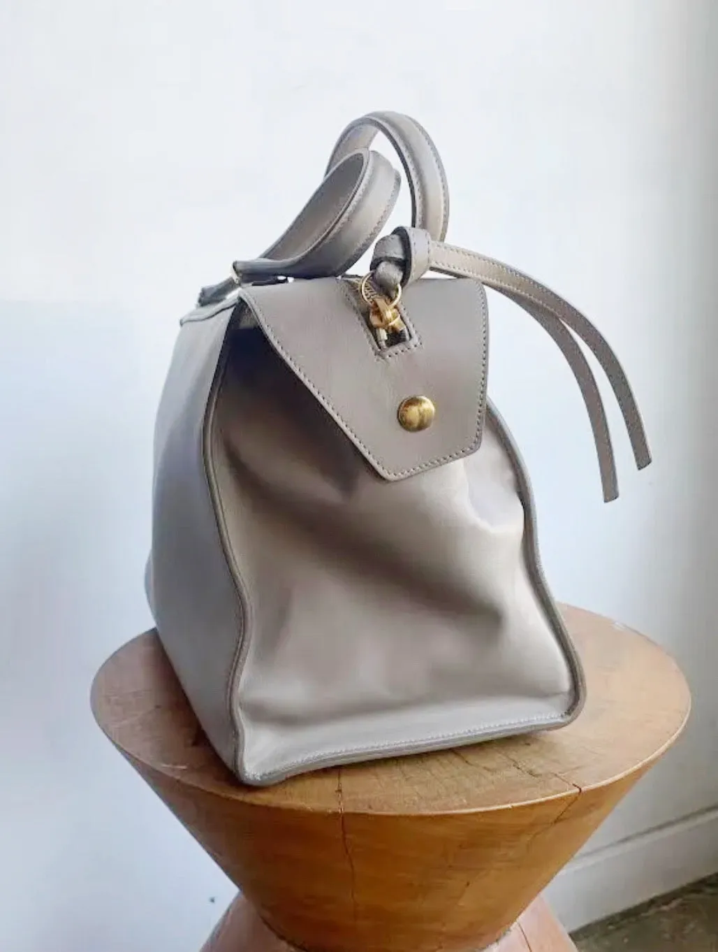 TAUPE RING BAG